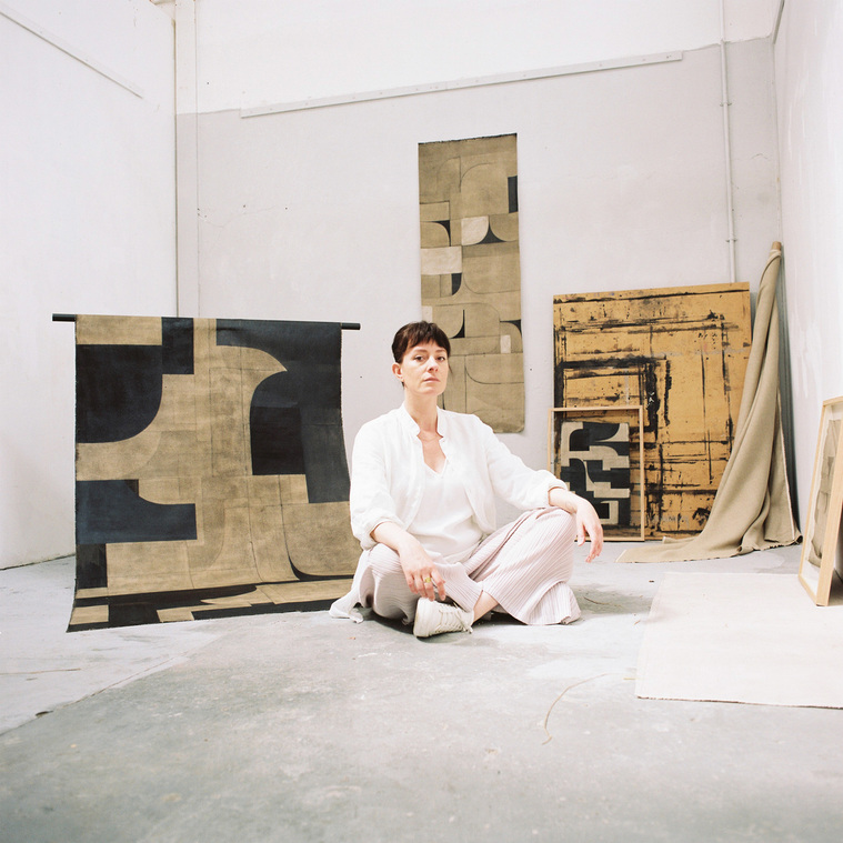Yanis Angel - Portrait Photography - London - Artist in studio | Amelie Crepy