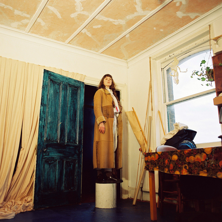 Yanis Angel - Portrait Photography - London - Artist in studio | Margarita Zafrilla Olayo