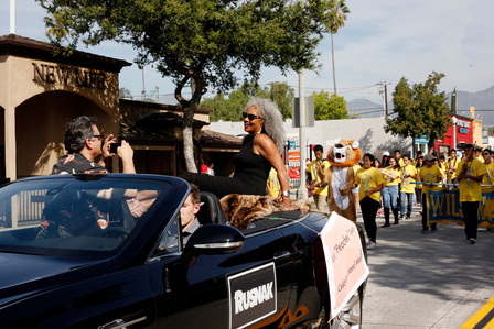 Peaches as the grand marshall of the Black History parade in Altadena ,CA.
©Leslie Rodriguez Photography
Commercial and Event Photographer
Boise Idaho