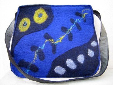 Felt Bag by Gaia Lina - front view: blue, black, yellow
