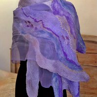 Stream lilac - Felt Scarf by Gaia Lina