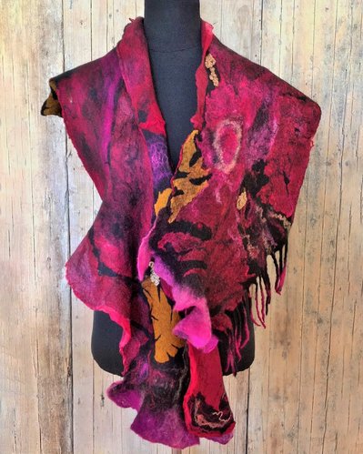 Playtime - Felt Scarf by Gaia Lina