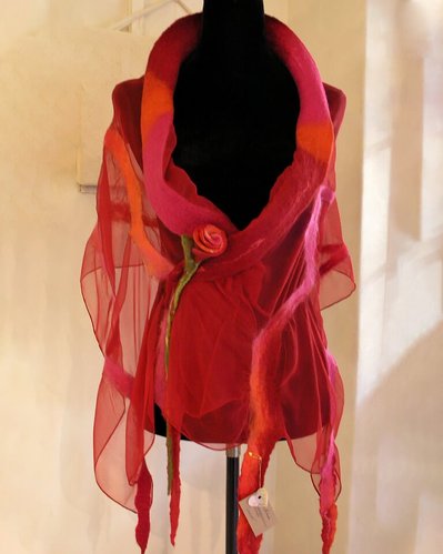  Rosy - Felt Scarf by Gaia Lina