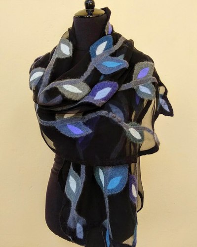 Night flowers - Felt Scarf by Gaia Lina