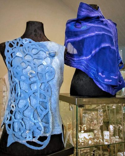 Gaia Lina - Wearable Felt Art