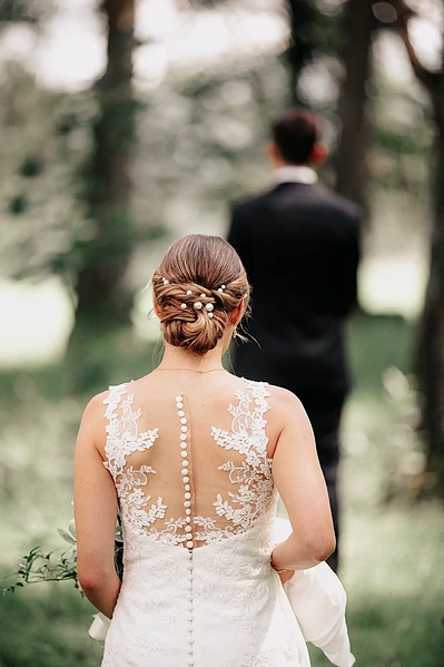 First Look Fotos von einer Hochzeit in Mieming. Hochzeitsfotograf in Tirol