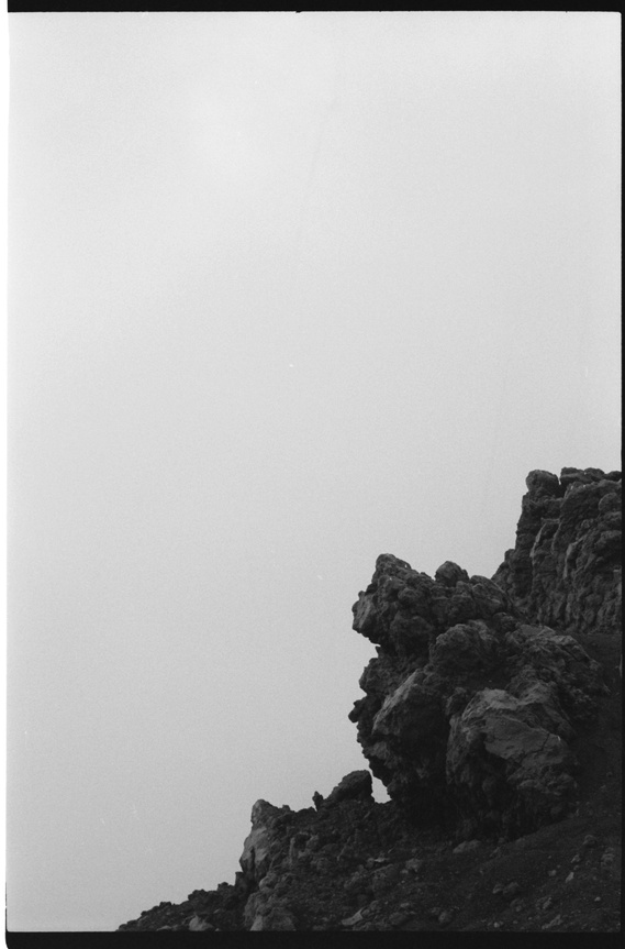 Photographie de l'Etna en argentique en noir et blanc