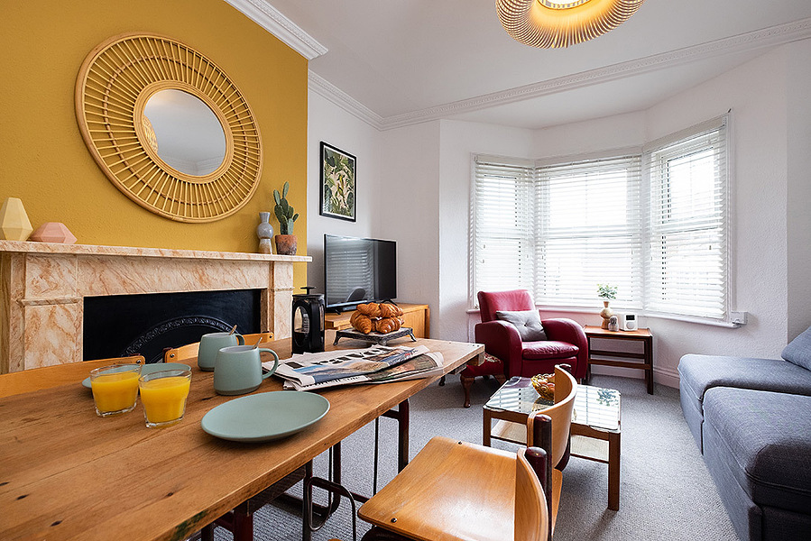 LOCATION HOUSE KENT LOCATION HOUSE SHOOT LOCATION LOCATION AGENCY MARGATE LOCATION BROADSTAIRS LOCATION RAMSGATE LOCATION PHOTOGRAPHIC LOCATION FILMING LOCATION