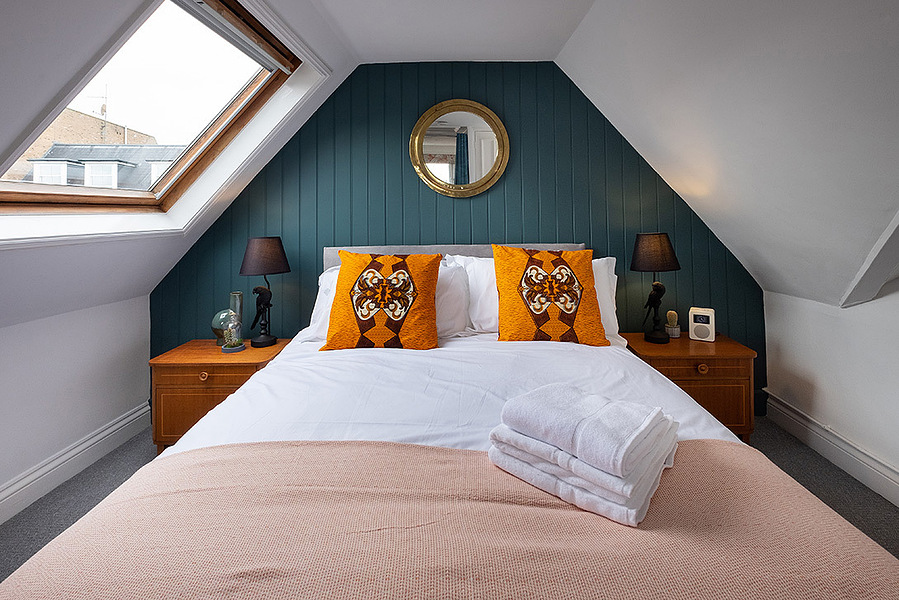 double bed LOCATION HOUSE KENT LOCATION HOUSE SHOOT LOCATION LOCATION AGENCY MARGATE LOCATION BROADSTAIRS LOCATION RAMSGATE LOCATION PHOTOGRAPHIC LOCATION FILMING LOCATION