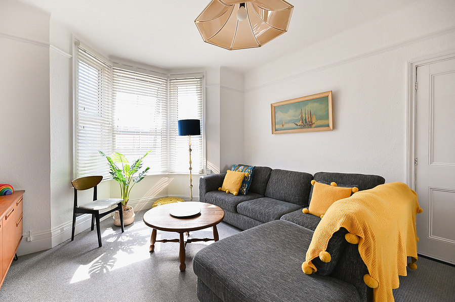 l shaped grey sofa mid century design LOCATION HOUSE KENT LOCATION HOUSE SHOOT LOCATION LOCATION AGENCY MARGATE LOCATION BROADSTAIRS LOCATION RAMSGATE LOCATION PHOTOGRAPHIC LOCATION FILMING LOCATION