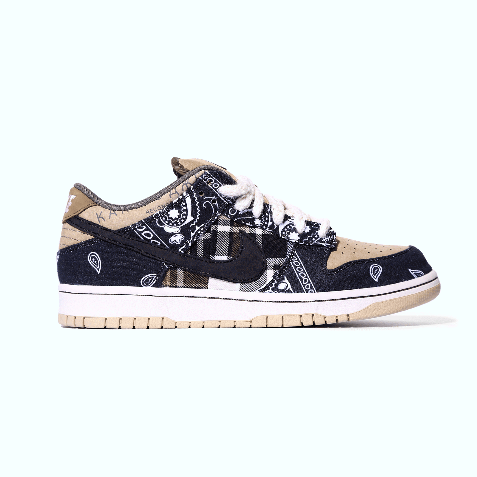 360 view of Travis Scott Nike Shoe
