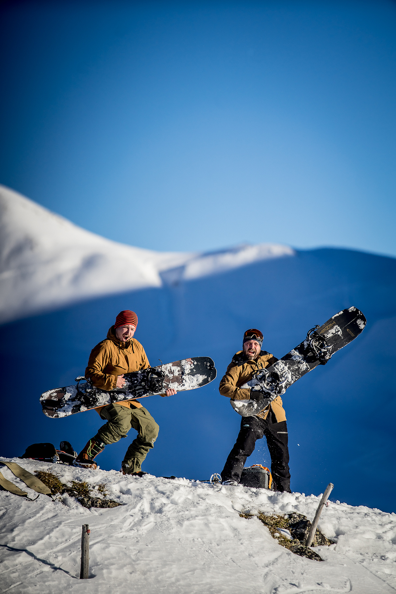 snowboarding in Swiss Alps is the best - get your shots in action from professional outdoor photographer