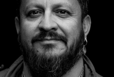 Retrato del escritor Javier Milanca Olivares
