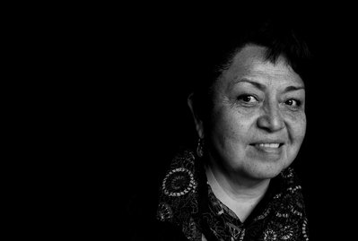 Retrato de la poeta Graciela Huinao