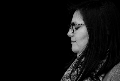 Retrato de la escritora Jaqueline Caniguan Caniguan