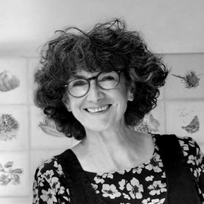 Danielle Grosbusch portrait. Photo by Fanny Schaul