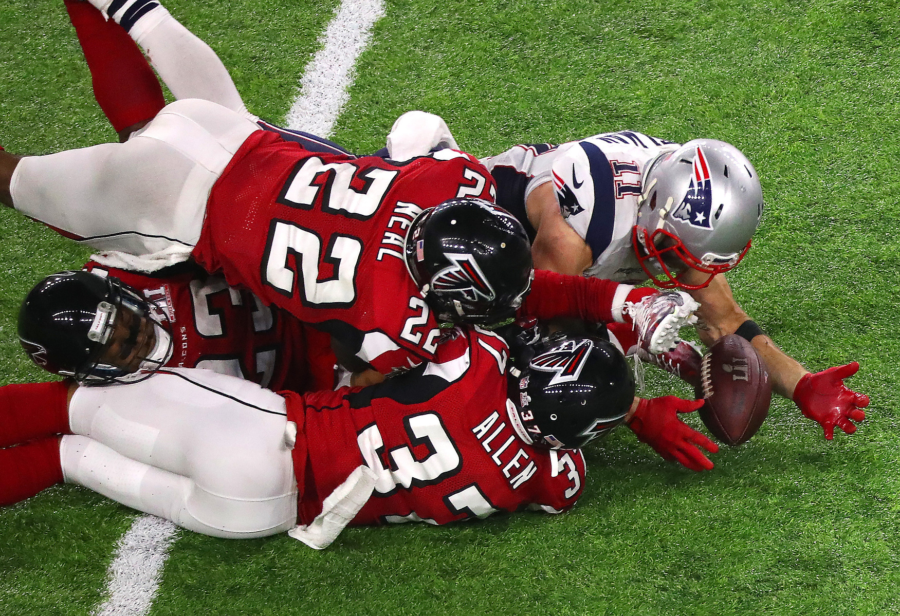 New England Patriots wide receiver Julian Edelman catches a pass during the second half of Super Bowl LI at NRG Stadium on Sunday, Feb. 5, 2017 in Houston.