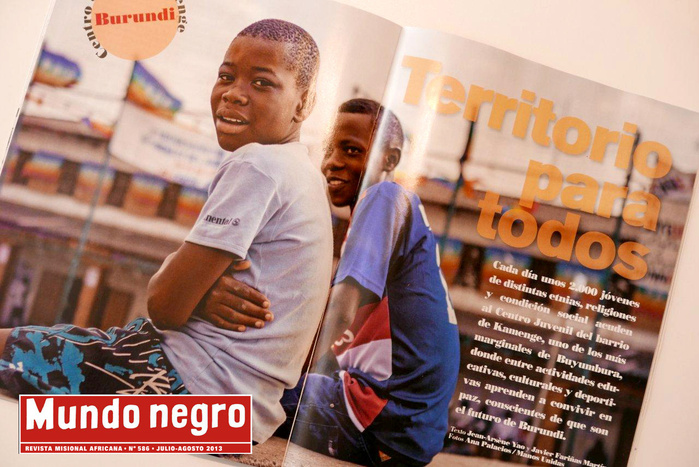 Ana Palacios Documentary Photographer. Tearsheet