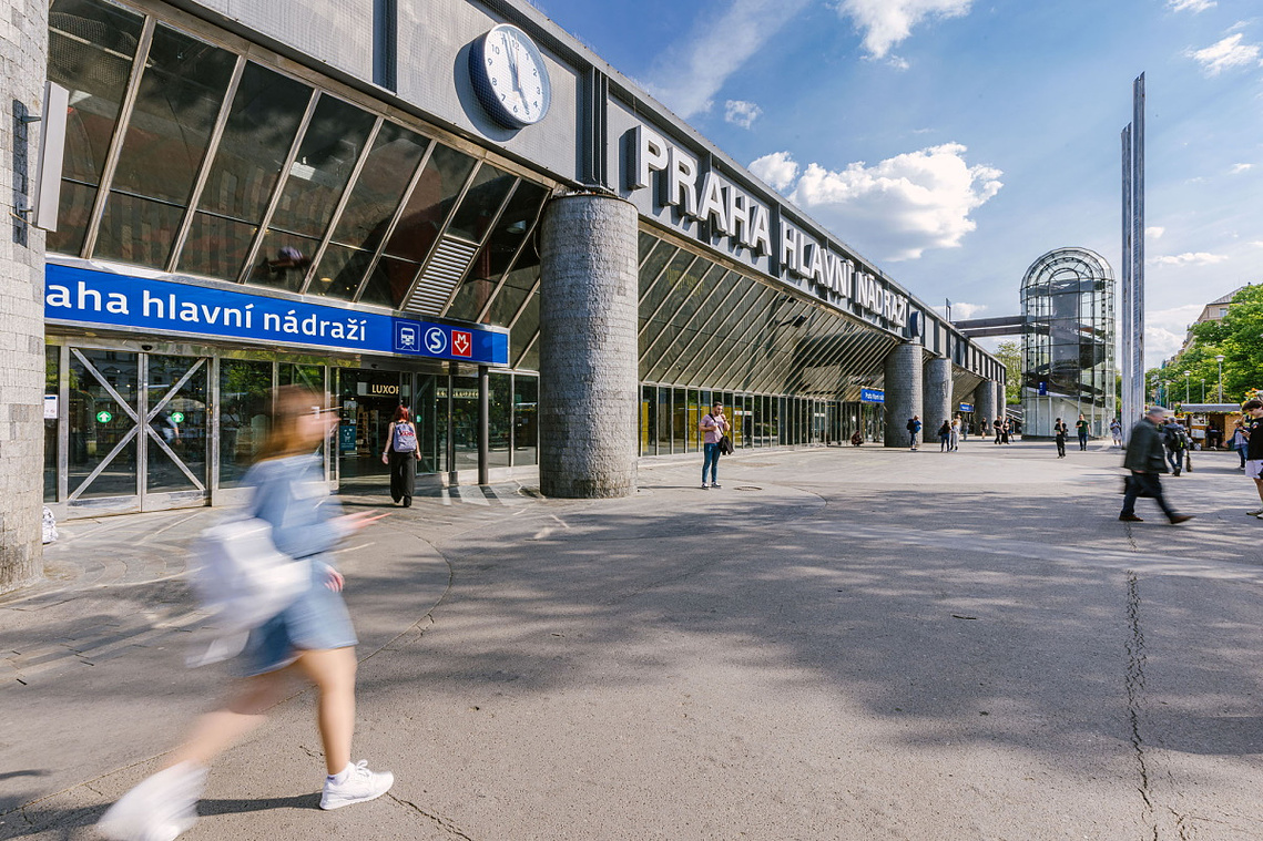 prague main station