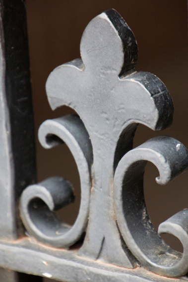 Detail of Jonathan Edwards College Gate