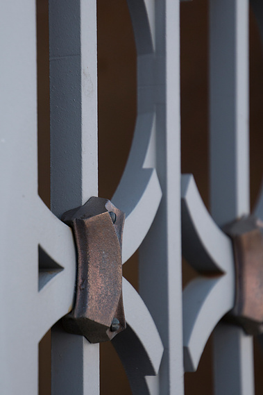 Detail of the Rosenkranz Hall gate