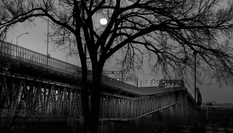  Le pont Jacques-Cartier 