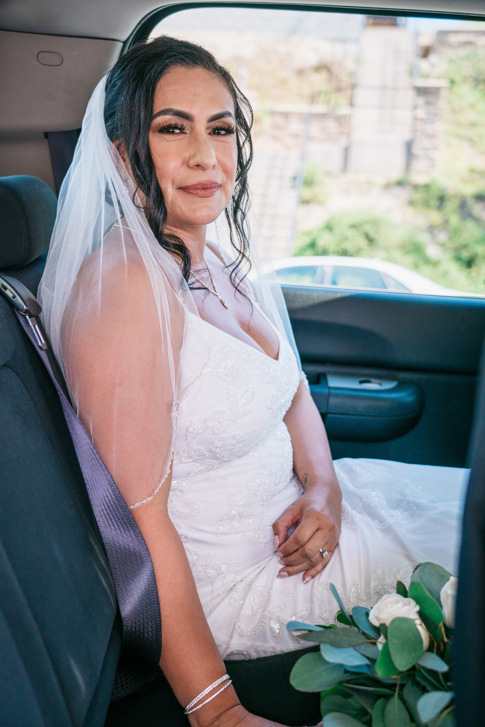 bride arrives and waits for her moment