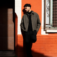 Portrait d'un jeune homme dans une rue toulousaine - Photographe à Toulouse