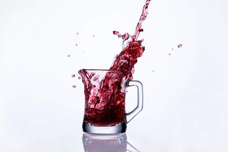 glass and vine splash