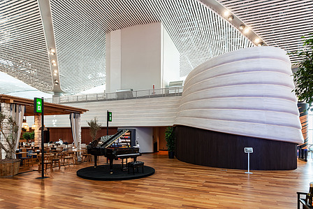 istanbul airport turkish airlines lounge piano