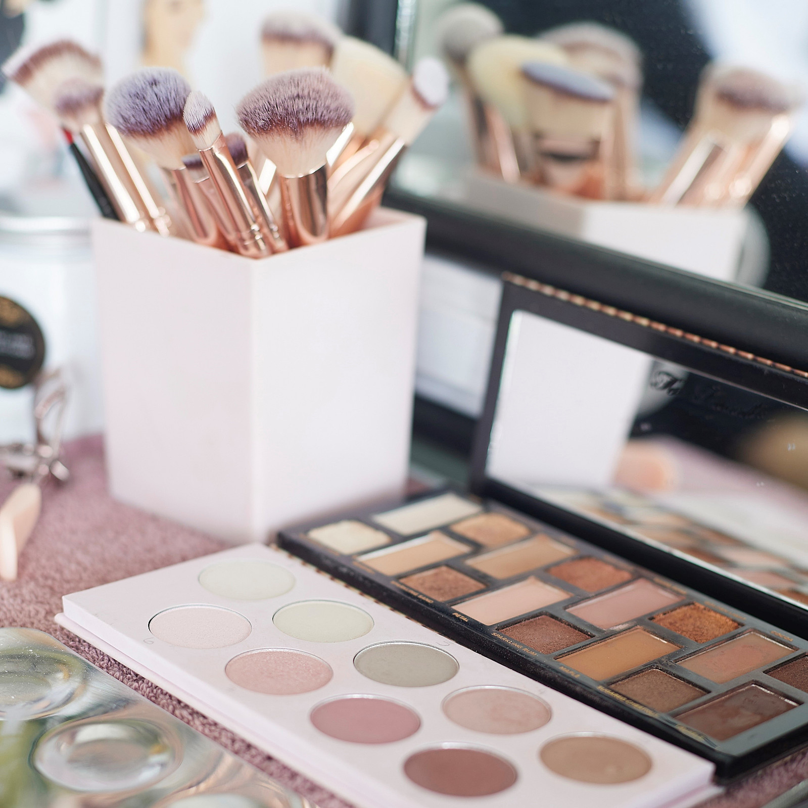 Headshot Photography make-up; make-up for photoshoot; Make-up for photography; Business Photography Make-up