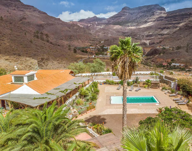 gran canaria, yoga retreat, gay retreat, yoga for men, yoga for beginners 