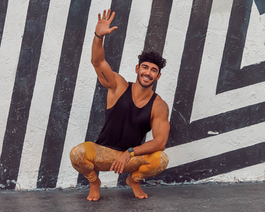 Vinyasa ashtanga Yoga teacher based in Madrid. Online teacher 