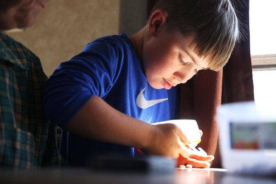 During the peak heat of the day, it is too hot to safely move livestock and so random tasks like grocery shopping, shoeing the horses and chores back home fill the day between moves. Ben was quick to pull out Boggle as he convinced everyone to play.