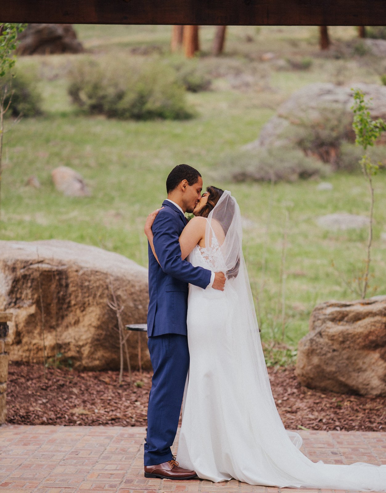 First Kiss at Della Terra Mountain Chateau.
