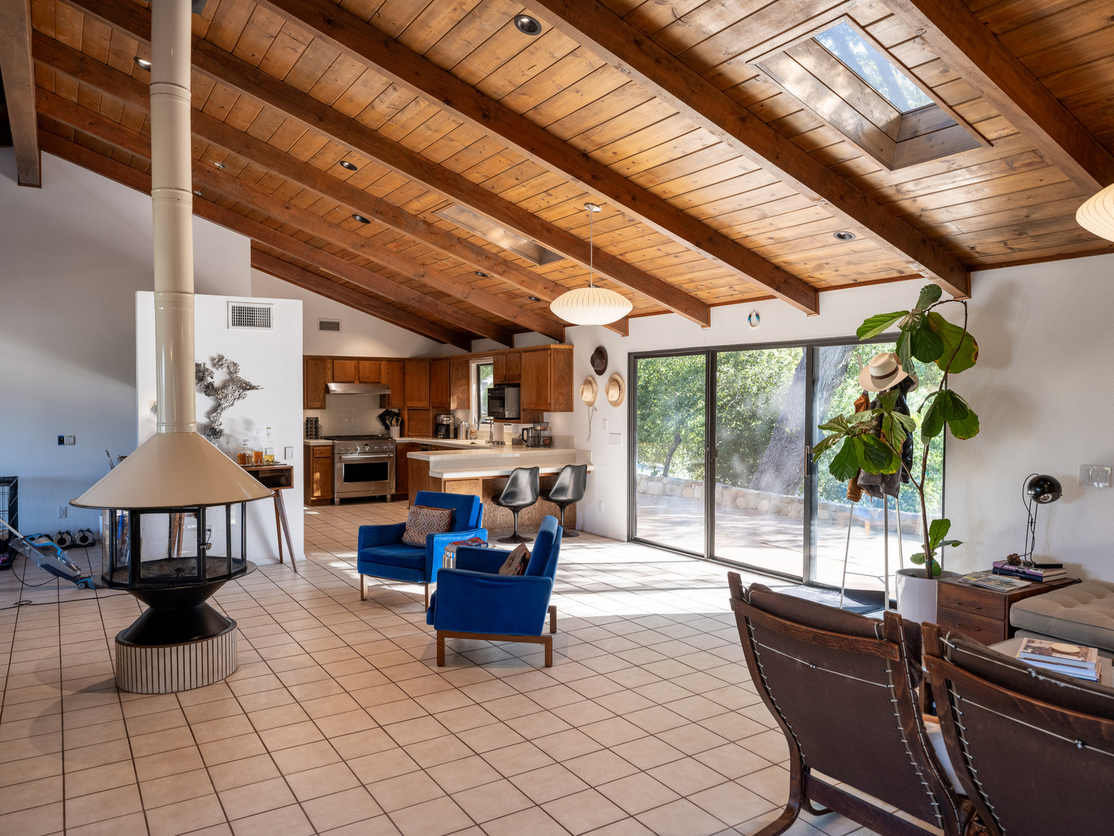 Ojai location rental for commercial and advertising photography and video campaigns
