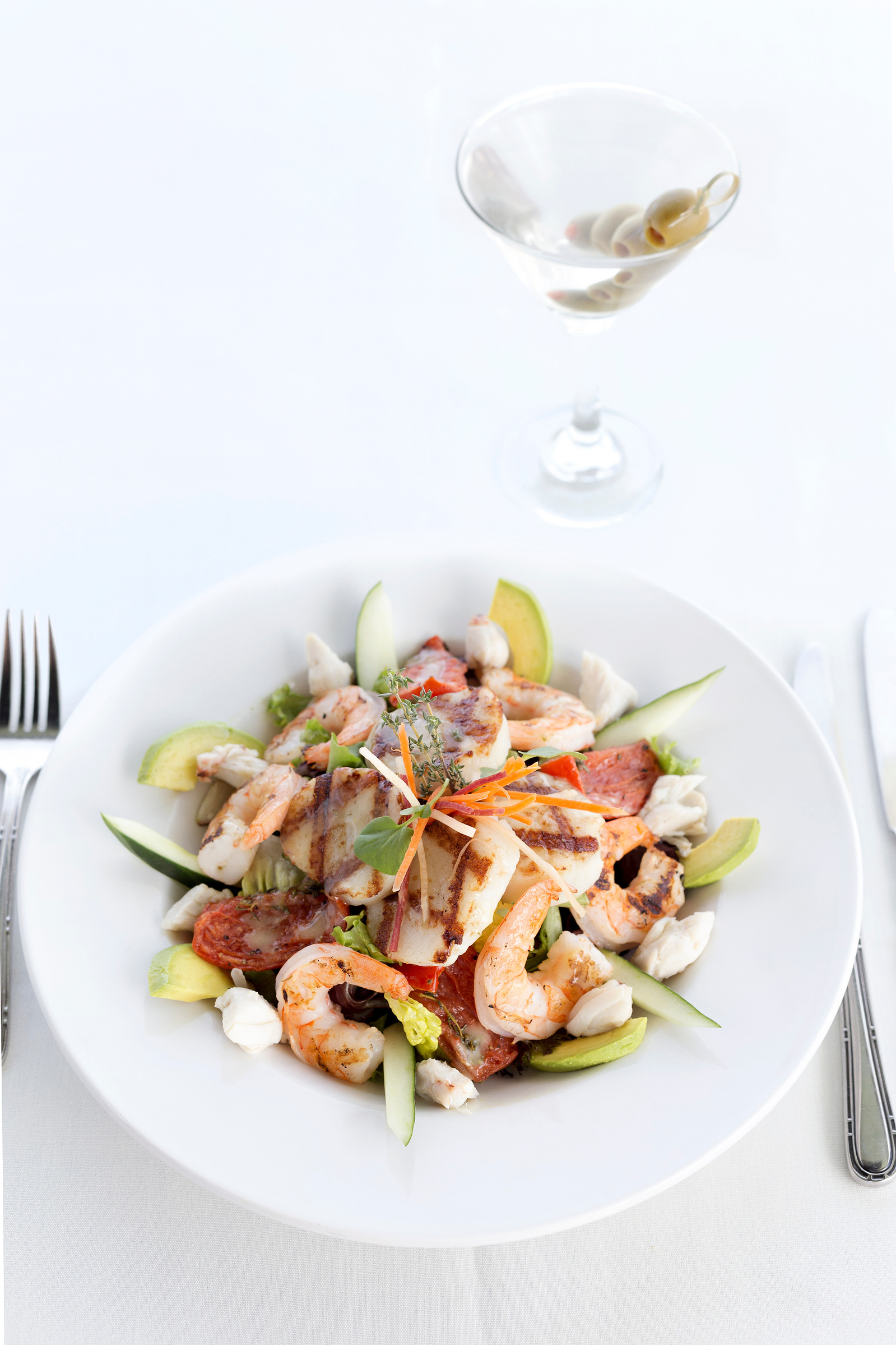 Austin Ocean's One || White wine and shrimp. Best coastal seafood