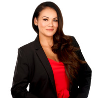 Lind Davis of Xequel Bio Incorporated photography by Amber Shumake studio photographer
