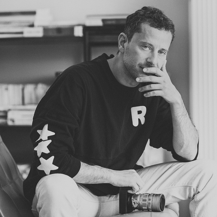 portrait of the photographer benjamin rosemberg
