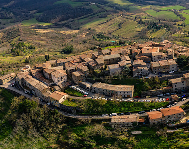 One-week immersive photography workshop in Chiusdino 
