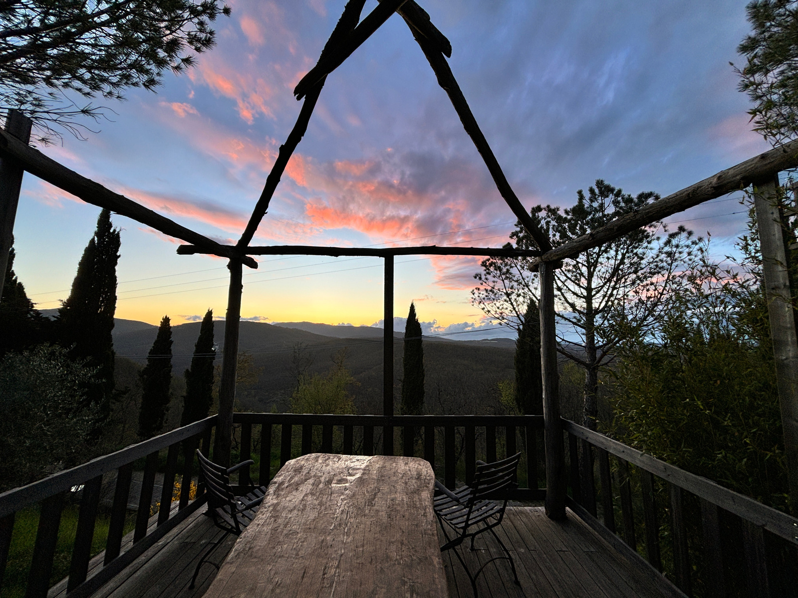Perfect setting to work on your photography, relax and recharge at Villa Tirisondola in Chiusdino, Tuscany