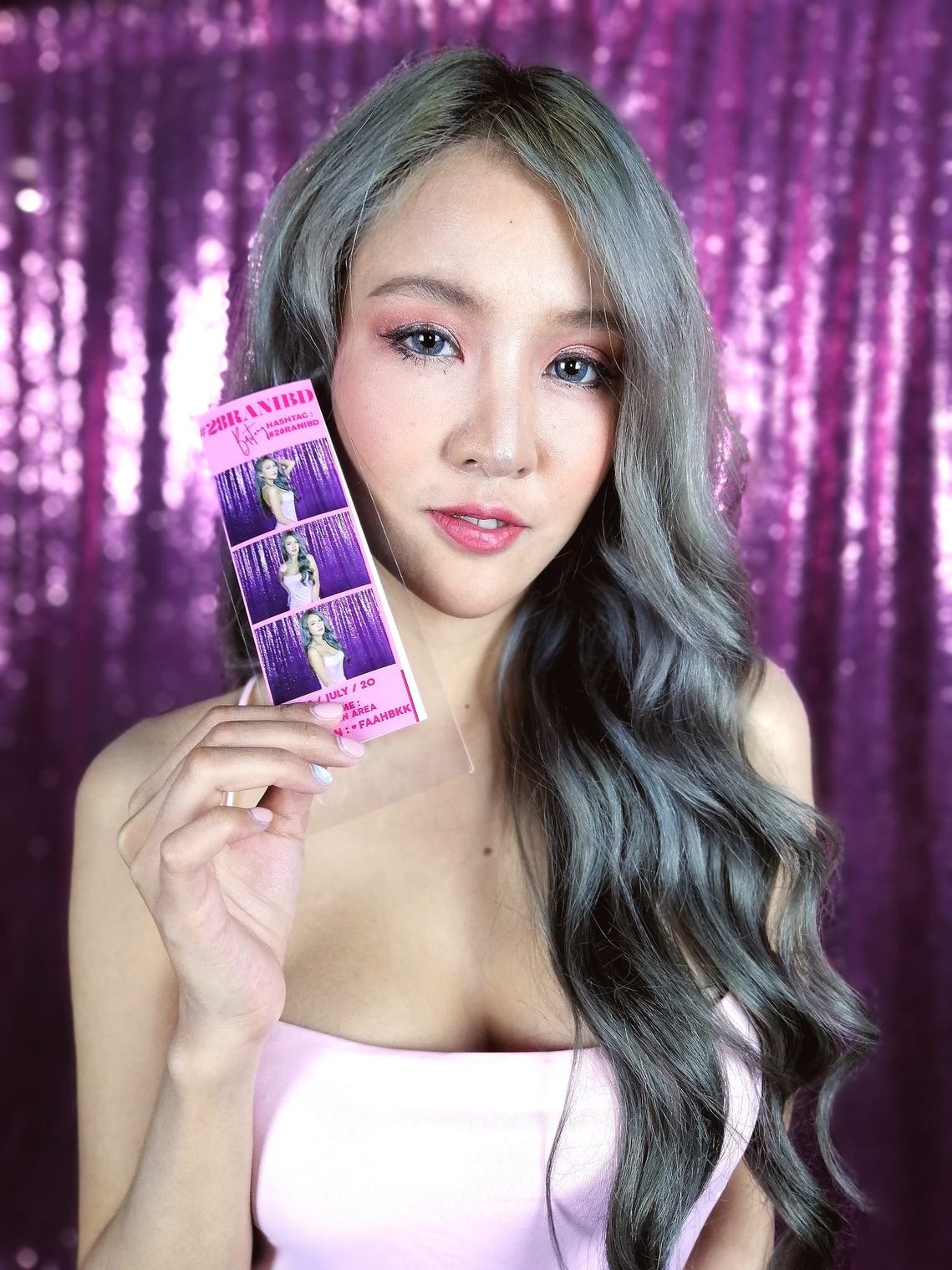 Photobooth by Snappy box บริการตู้ถ่ายรูปโฟโต้บูธ งานแต่งงาน งานอีเว้นต์ ปาร์ตี้ วันเกิด งานเลี้ยงบริษัท