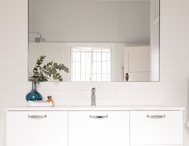 Modern, white, stylish bathroom sink