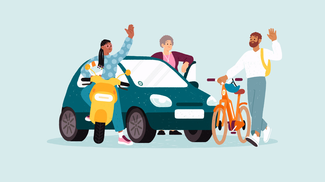 3 personnages de couleurs de peau et d'âges divers se sourient et se saluent en levant la main. Tous les trois posent avec leurs véhiculent électriques : voiture, scooter, vélo