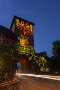 éclairage architecture porte villes projection gogo images est dambach vin route des vins nuit lumière