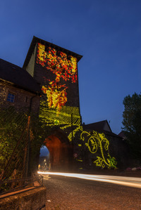 éclairage architecture porte villes projection gogo images est dambach vin route des vins nuit lumière