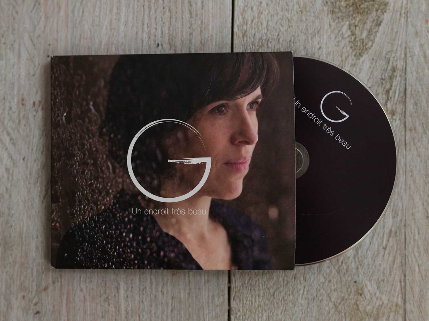 Couverture de l'album de G, Un endroit très beau, 2022, Nantes, photographies d'artiste