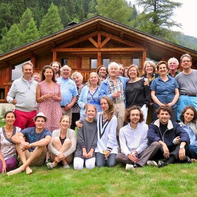 Memories of family reunions last a lifetime, and so should the photographs