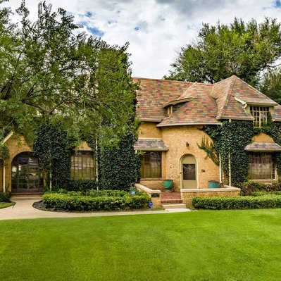 Photograph of Historic Real Estate in Lubbock, Texas