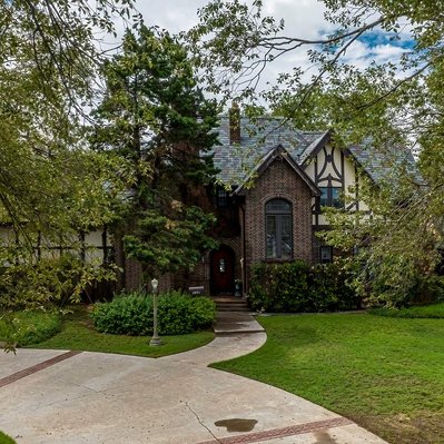Frone Drone Photograph of Howard/Green/Hayes Home, Lubbock, Texas
